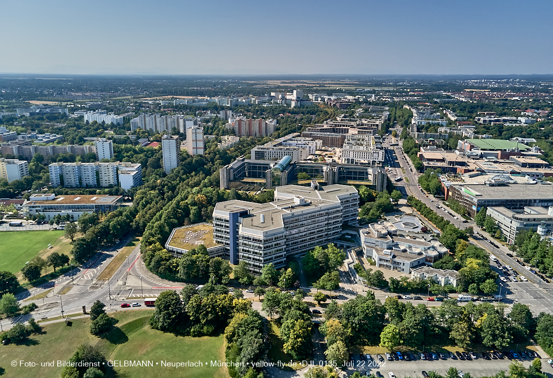 22.07.2022 - Rentenversicherung und Perlach PLaza in Neuperlach